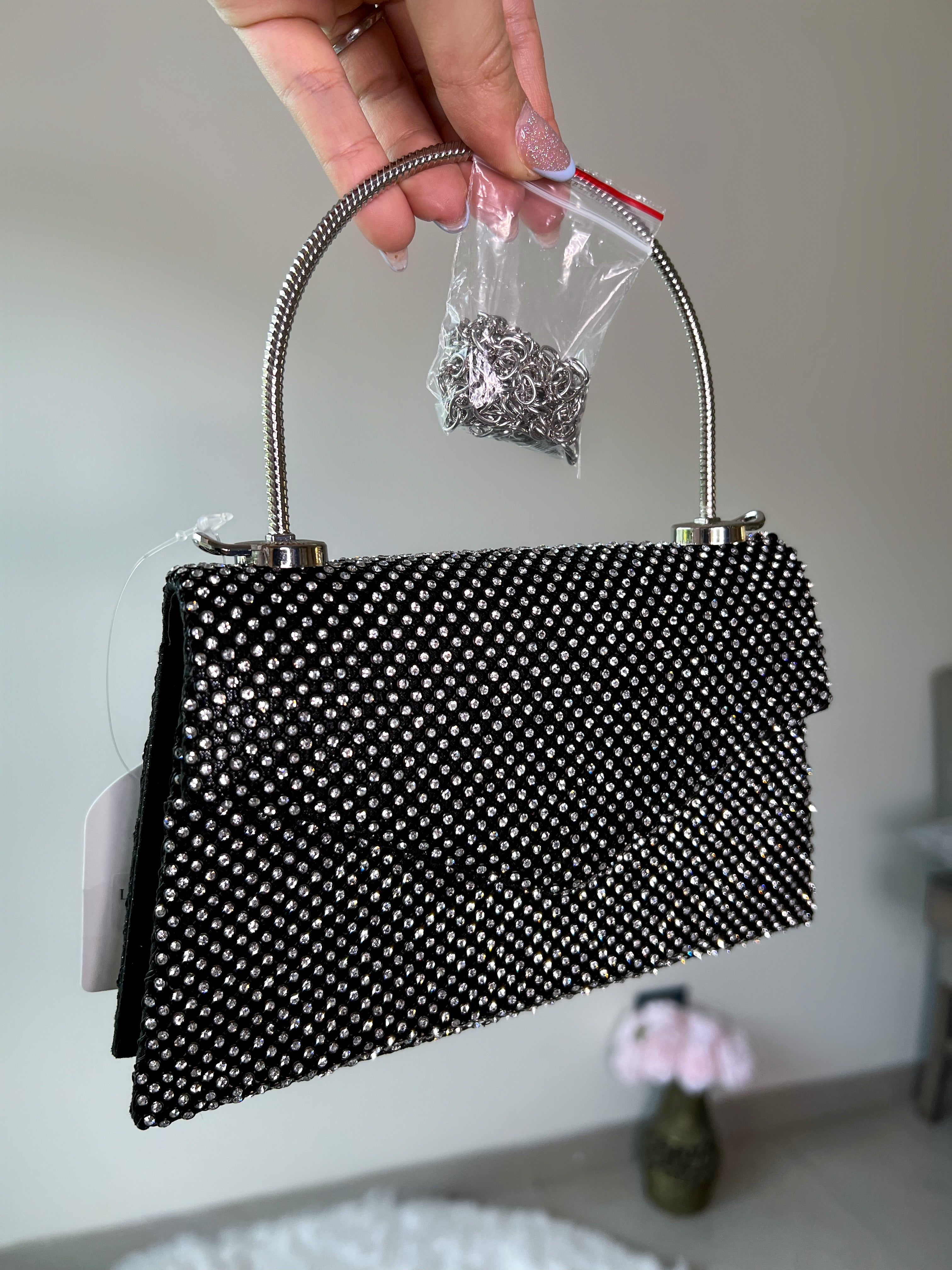 BOLSO DIAMANTES NEGRO