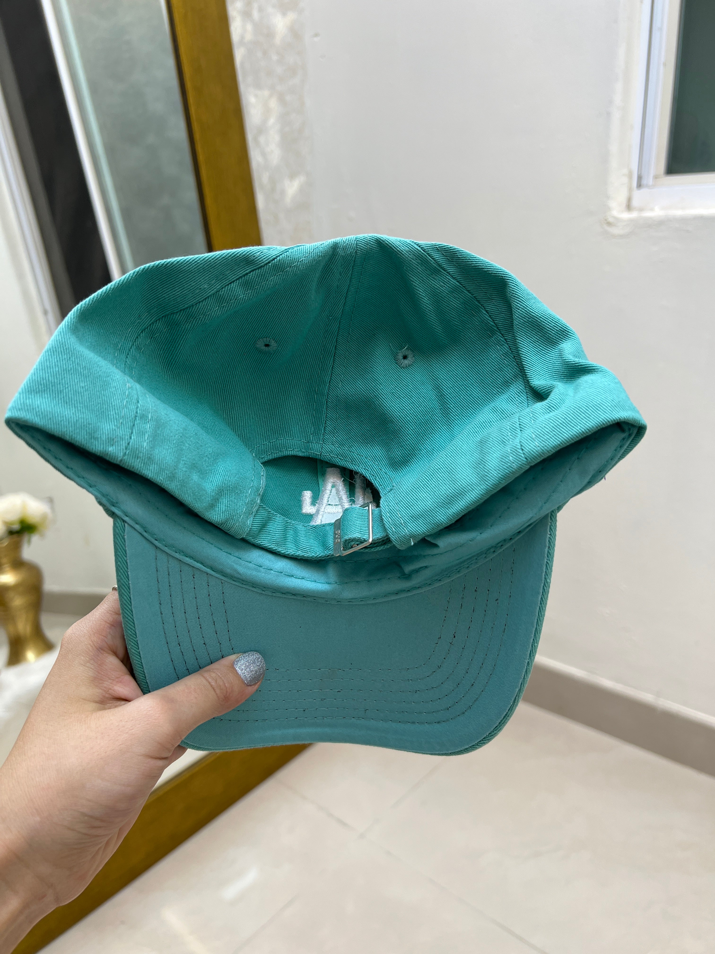 GORRA AGUA LA