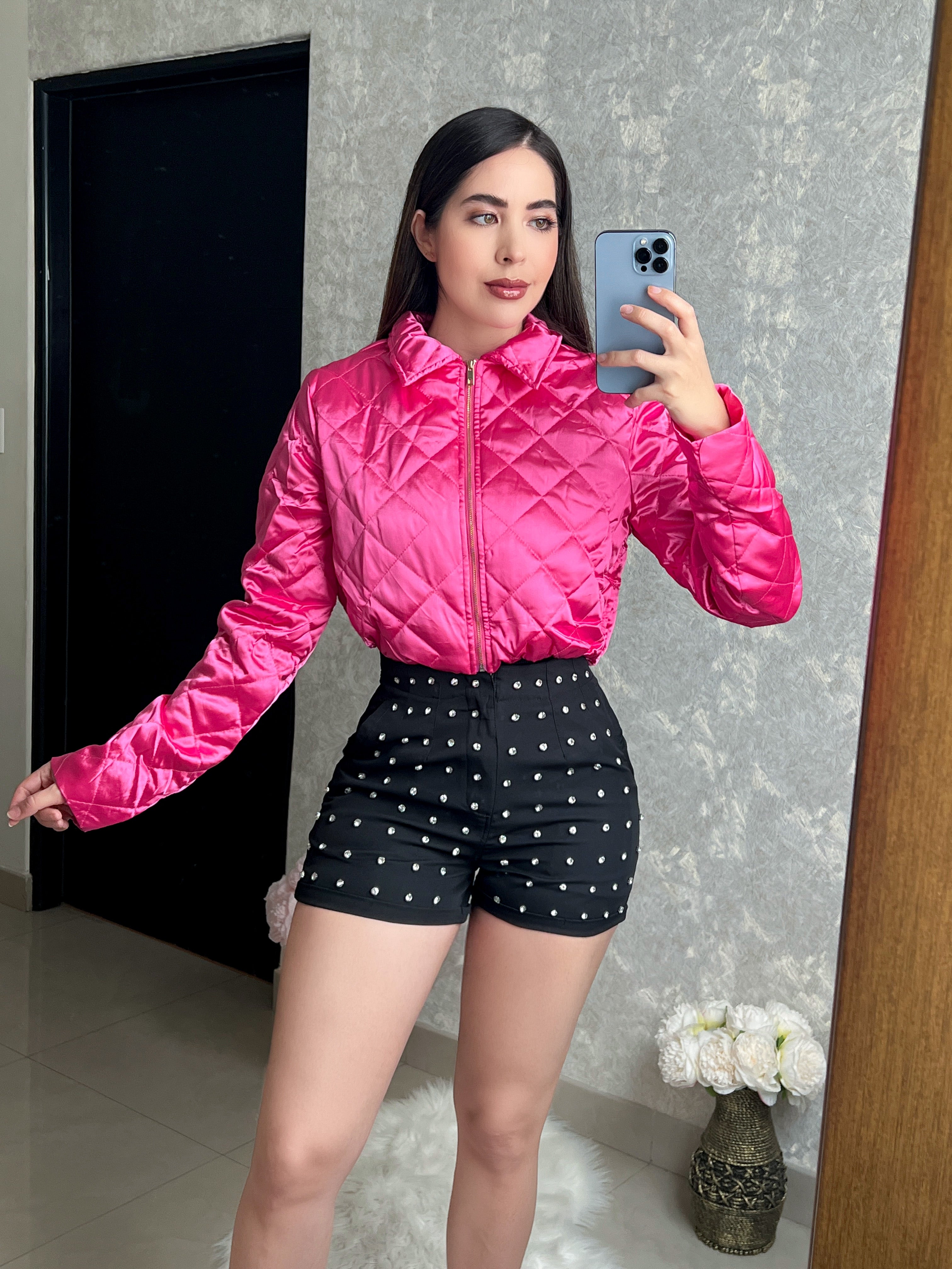 CHAQUETA ROSA CON COSTURAS